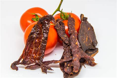 When dealing with ground meat it's hard to use. Ground meat Jerky - DonSimon.net
