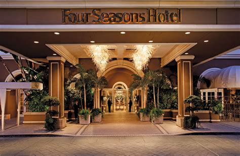 Four Seasons Hotel Los Angeles At Beverly Hills Expert Review Fodor
