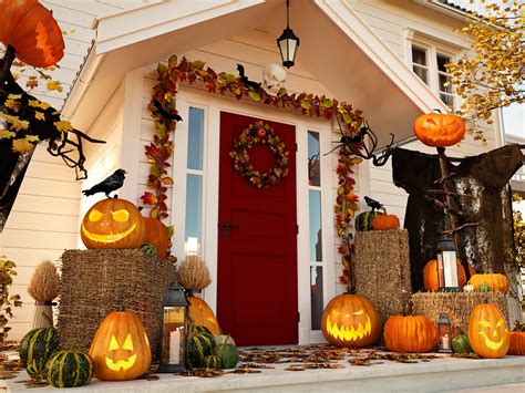 The Spooky Truth About Your Hoa And Halloween Decorations Brian Douglas Law