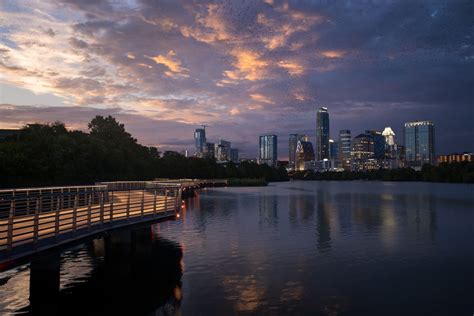 7 Popular Lady Bird Lake Activities To Experience This Year