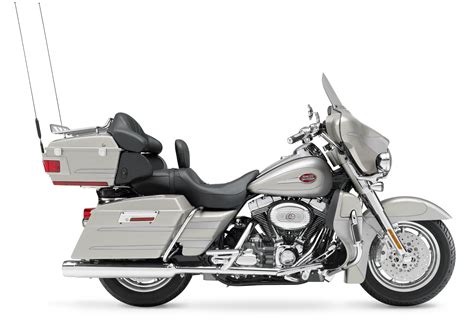 The motor is the music i want to hear. HARLEY DAVIDSON CVO Ultra Classic Electra Glide - 2007 ...