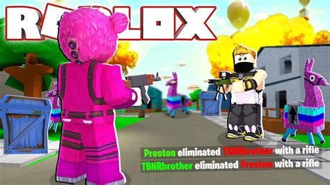 FORTNITE 1v1 IN ROBLOX vs MY LITTLE BROTHER! (Strucid ...
