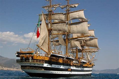 The Most Beautiful Ship In The World Amerigo Vespucci Visits Dublin