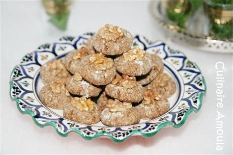 Ghriba aux amandes ~ cuisine arabe | gateau sec, gâteaux. Gâteau Sec Naturel Au Sucre Ghribia : Financiers moelleux aux pistaches et pépites de chocolat ...