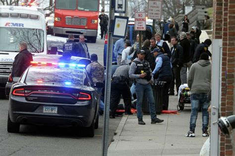 Police Bridgeport Courthouse Shooting Linked To Weekend Homicide