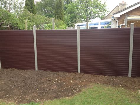 How to erect a garden fence. Garden fence installation | Lennon & Son