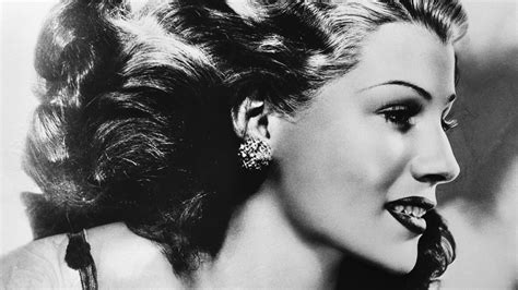 Rita Hayworth Vita Film E Stile Di Una Diva Eterna Elle