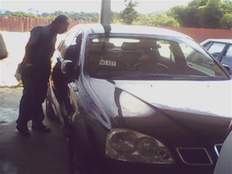 Pernah tak korang terfikir macam mana korang nak survive dengan hutang kereta, kos minyak lagi, makan dan sewa rumah. KERETA BANK LELONG