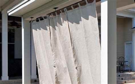 Choosing And Hanging Outdoor Curtains The