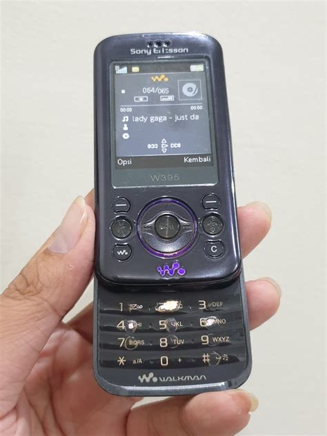 Sony Ericsson W395 Walkman Player Mulus Original Telepon Seluler