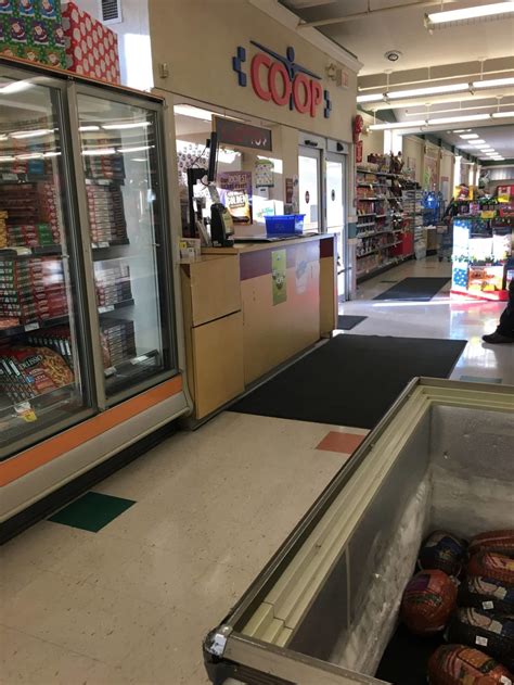The grocery people (tgp) is a unit of fcl that delivers fresh groceries to independent and corporate retail stores, restaurants and other food establishments across western canada. Calgary Co-op Food Store - 540 16th Avenue NE, Calgary, AB