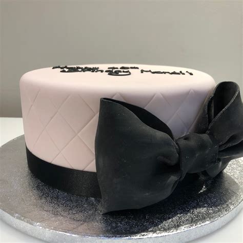 Bespoke Adult Birthday Cakes London Etoile Bakery