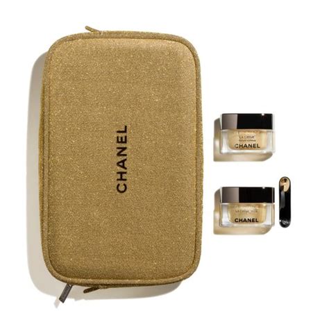 Chanel Limited Edition Makeup And Skincare Holiday T Sets
