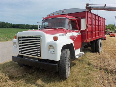 International Harvester Loadstar 1700 Grain Truck Farm Trucks Big Rig