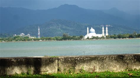 We did not find results for: Saramsa - Dairi Musafir: Cuti-cuti Sabah - Masjid Terapung ...