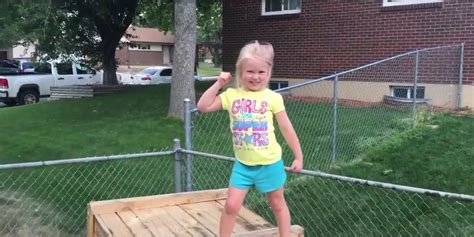 this dad made an amazing ninja warrior course for his 5 year old daughter and we re so jealous