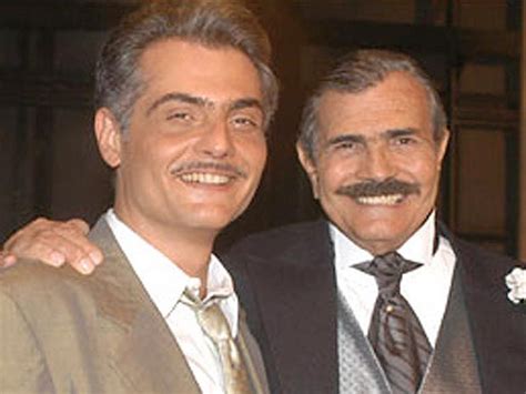 Tarcísio filho, nome artístico para tarcísio pereira de magalhães filho, é um ator brasileiro que nasceu em são paulo, no dia 22 de agosto de 1964. Filho e Pai Tarcisinho e Tarcísio | Atriz brasileira ...