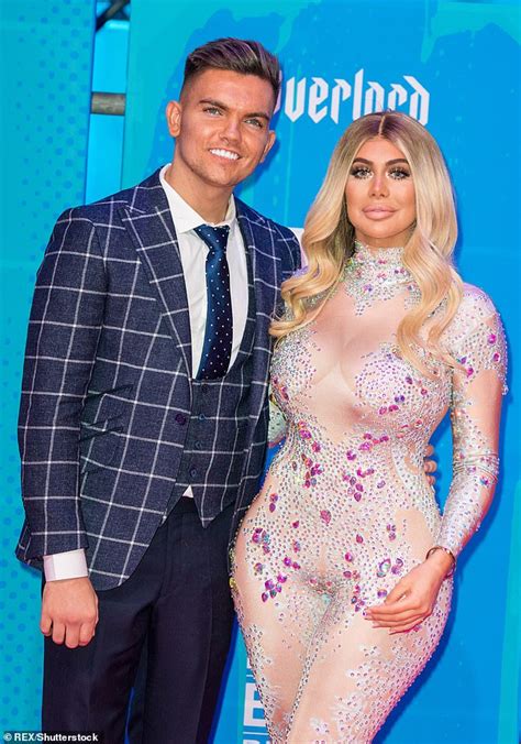 Welcome to my salon chloe ferry. Chloe Ferry calls the police to her shared home with Sam ...