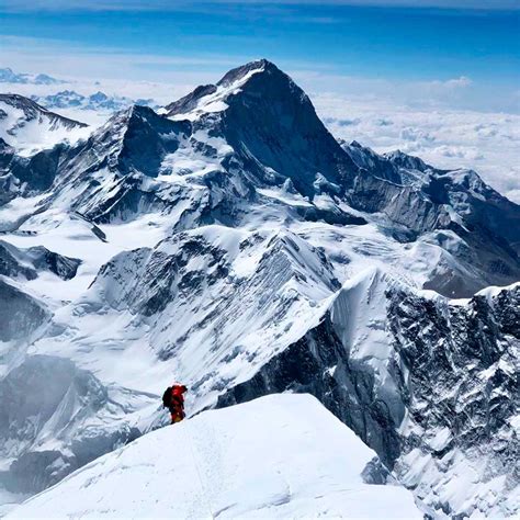 More news for everest » everest-tomas - Cumbres | Revista de montaña