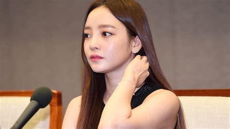 Goo hara, lay your head down and close your eyes now. K-pop star Goo Hara left 'pessimistic' note: police - CGTN