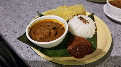 This is the best and most authentic nasi lemak recipe! Poppo Kanteen Bandar Puteri Puchong - Nasi So Lemak -Photos