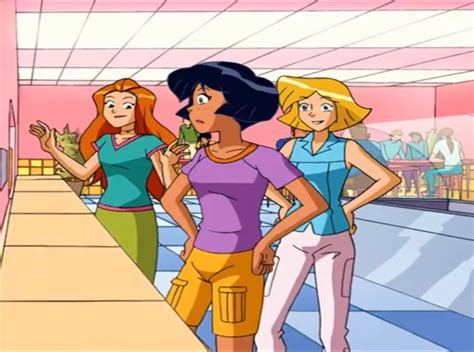 Spy Outfit Outfit Inspo Early 2000s Totally Spies Movie Characters
