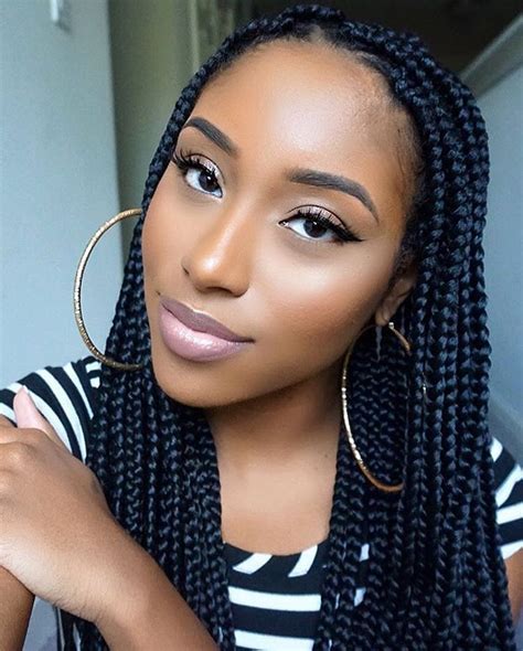 Le but des coiffures protectrices est de protéger vos cheveux des agressions extérieures et de toutes manipulations excessives du cheveu afin de limiter la casse. Nattes avec rajouts sur cheveux afro crépus naturels ...