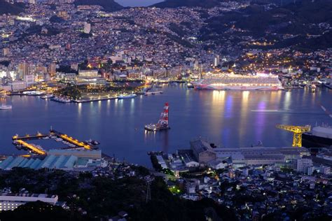 Nahrávejte, sdílejte a stahujte zdarma. 長崎港の夜景 | GANREF