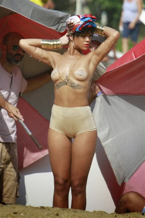 Rihanna Poses Topless In Brazil For Vogue Magazine Nsfw Celebs