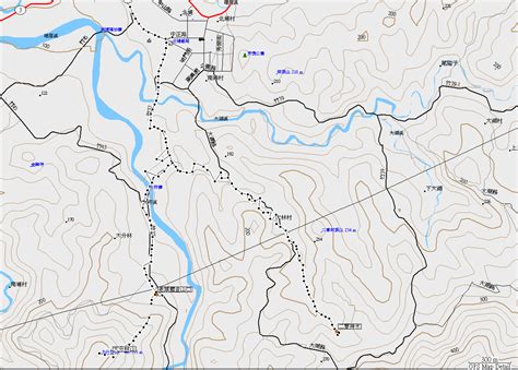 汐止交流道（10） 汐止系统交流道（11，连接国道三号） 国道三号（福尔摩沙高速公路） 汐止系统交流道（10，连接国道一号） 新台五路交流道（13） 省道台5线：北基公路（台北市~基隆市） 台5甲 台5乙：汐止货柜车专用道 区道北28线：长寿路（连接万崁公路） 为现今为本省平地最大的樟树