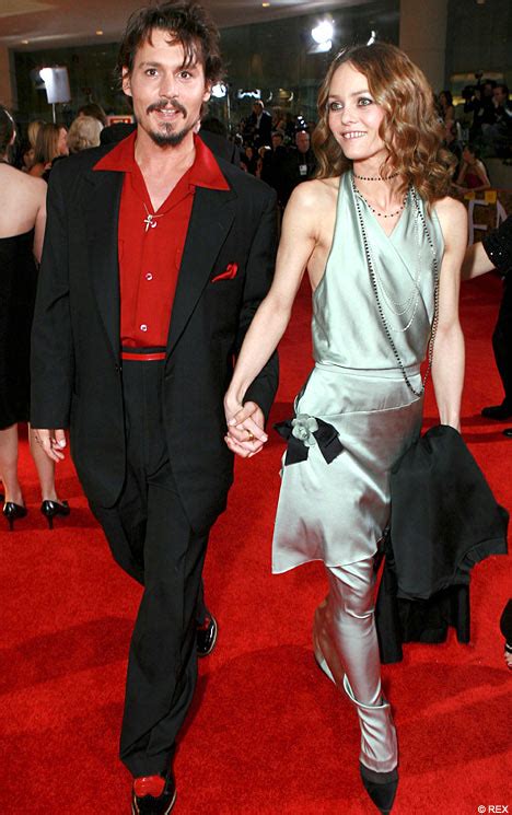 John christopher depp ii (born june 9, 1963) is an american actor, producer, and musician. Famous Celebrities: johnny depp wife