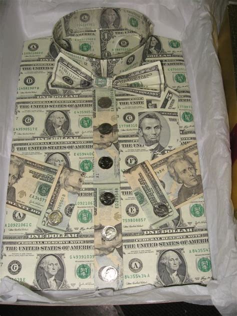 College students are often short on change for laundry and vending machines, so a bank stuffed with quarters can be helpful indeed. Best DIY Graduation Gifts 2020 - Graduation Party Ideas 2020