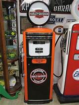 Pictures of Restored Gas Pumps For Sale