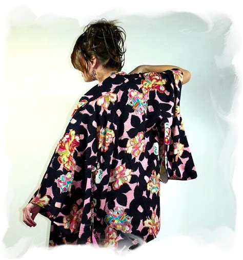 Japanese Womans Traditional Silk Kimono Jacket Haori 1960s Japanese
