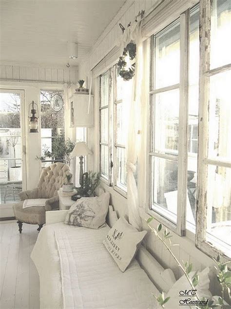 Shabby chic living room ideas. Romantic Shabby Chic Living Room Ideas | Styletic