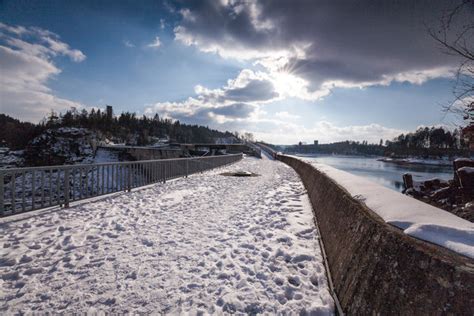 Flussabwärts liegen der stausee dobra und der thurnberger stausee.beschreibunghinter der 69 m. Stausee Ottenstein und Umgebung/ letzten Winter - Krems
