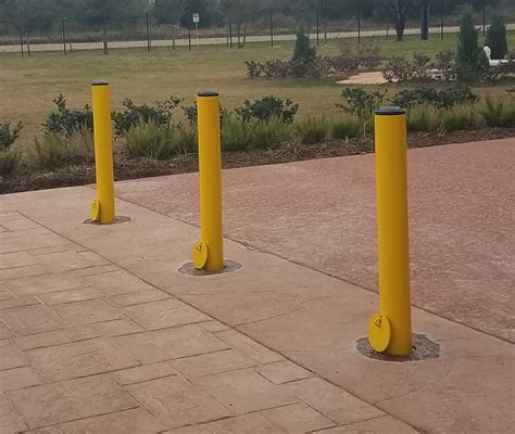 Removable Lockable Bollards Affordable Heavy Duty Protection 4 Inch