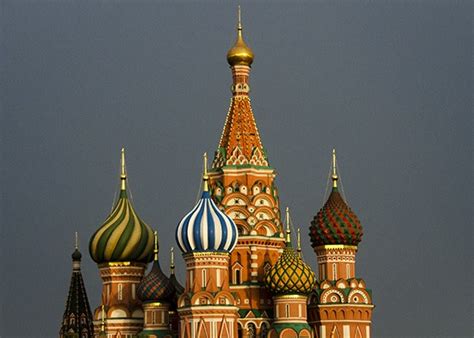 No coração de Moscou Praça Vermelha e Kremlin são ícones da tradição