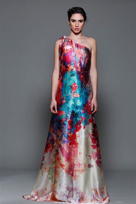 Vestido de fiesta largo estampado asimetrico para boda