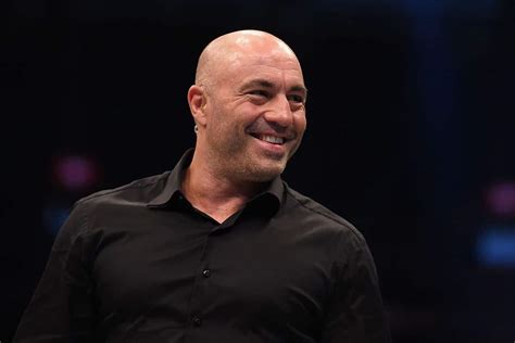 American martial artist, podcaster, sports commentator and comedian. Who's comedian Joe Rogan? Wiki: Wife, Net Worth, Young, Family & Age