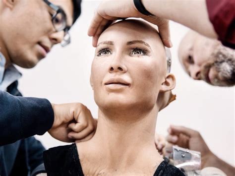 Meet Sophia The Robot That Looks Almost Human Blogs And Forums