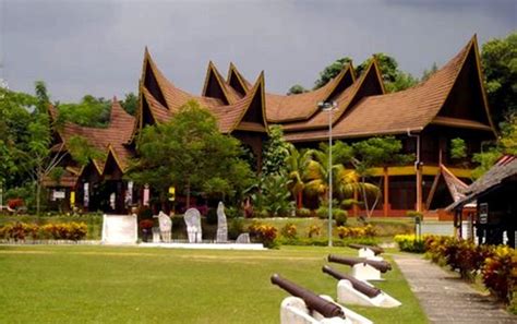 10 Tempat-tempat Menarik Di Malaysia: TEMPAT MENARIK DI NEGERI SEMBILAN