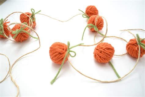 Pumpkin Yarn Garland — Cnm