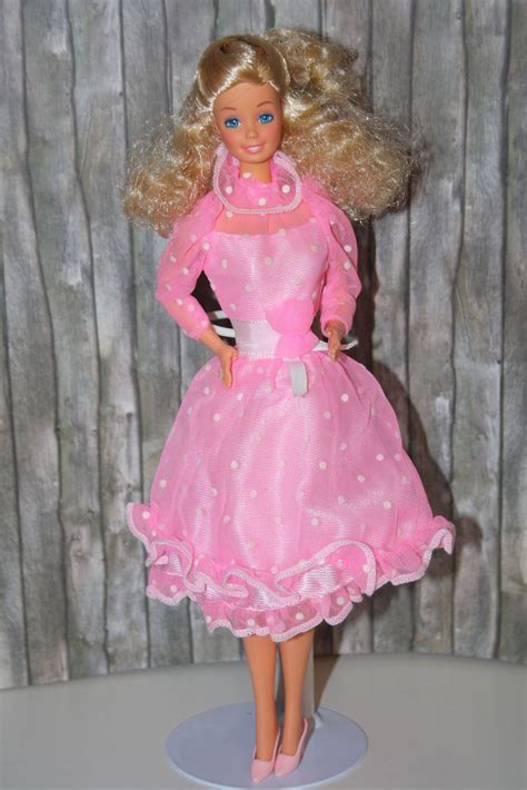 Brautkleider └ hochzeit & besondere anlässe └ spezielle anlässe └ kleidung & accessoires alle kategorien antiquitäten. Happy Birthday Barbie 1980 - pueppishorsesandmores Jimdo ...
