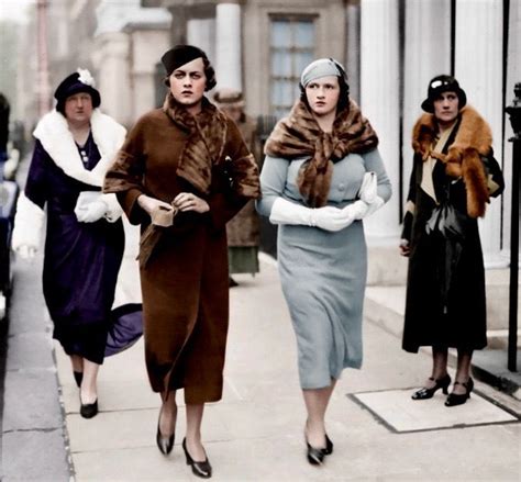 Az 1930 As években A Nők Miatt Kezdtek Egy Szállodában Pénzmosással