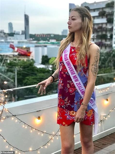 Miss Universe New Zealand Finalist Amber Lee Friis Takes Her Own Life Aged 23 Daily Mail Online
