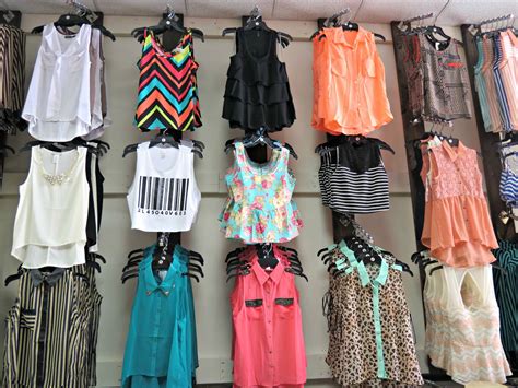 The Santee Alley Womens Clothing Store Forever Fashion Opens In