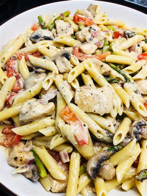 Cajun Chicken Pasta With Bourbon Cream Sauce Cooks Well With Others