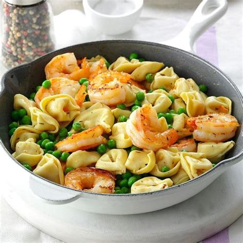 Hit up the seafood counter on your next grocery store run and you'll have the main ingredient for a variety of delicious shrimp dinners you can whip up in minutes. 29 Diabetic-Friendly Pasta Dinners | Easy pasta dinner, Shrimp recipes easy, Pasta dinner recipes