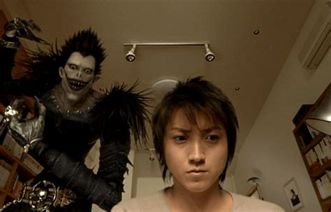 As she screams for help, the man dies of. Adam Wingard's 'Death Note' Is Now a Netflix Movie ...